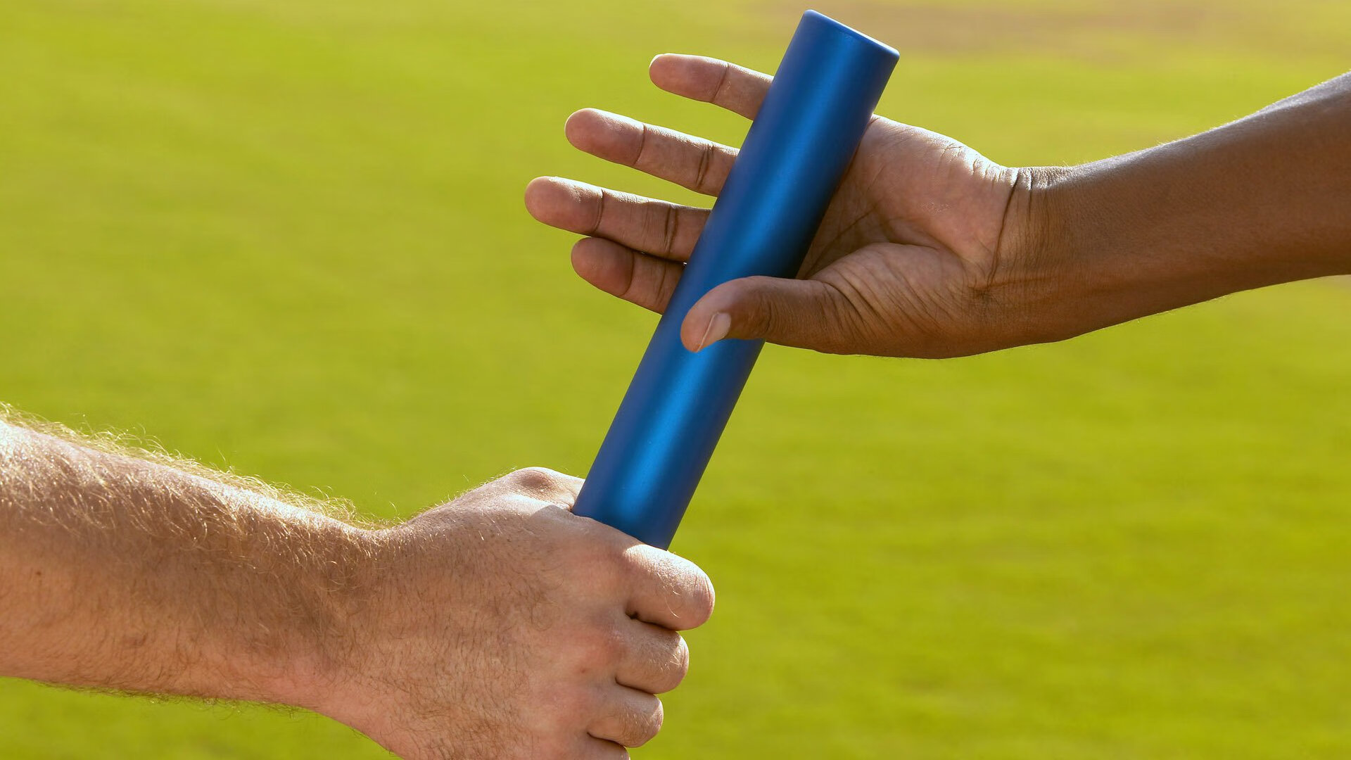 未来联盟：沉浸式虚拟现场带来沉醉体验，英雄联盟未来科技图案是什么