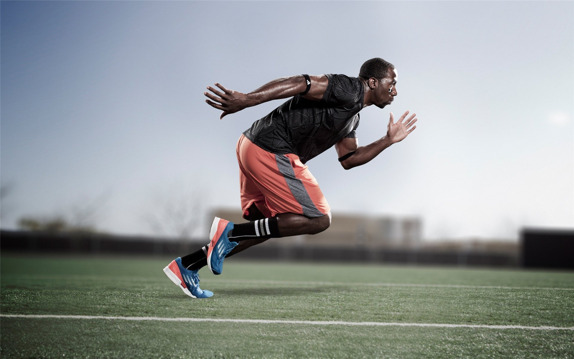 九游-布莱顿控球细腻展现高质量配合，布莱顿球队老板